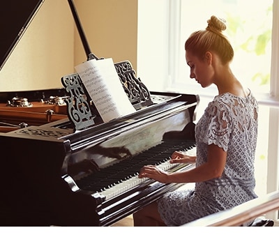 Pianos y Teclados